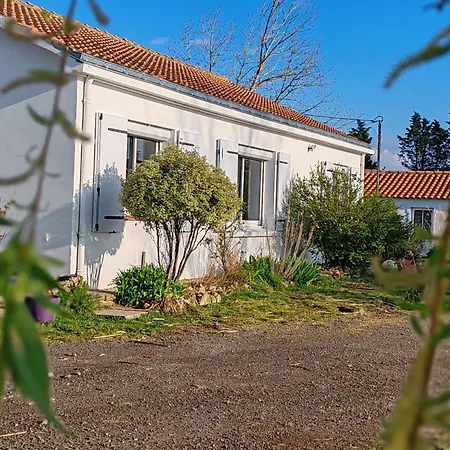 Rustique Dans Le Marais Breton Vendeen, Proche Plages - Fr-1-426-575 *