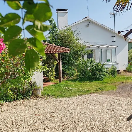 Rustique Dans Le Marais Breton Vendeen, Proche Plages Landhuis Sallertaine