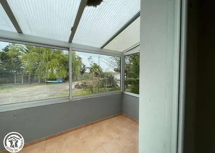 Rustique Dans Le Marais Breton Vendéen, Proche Plages - Fr-1-426-575 Sallertaine